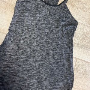 Lululemon grey tank